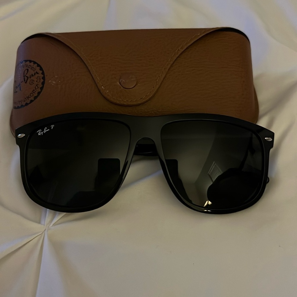 RayBan boyfriend sunglasses Rb4147